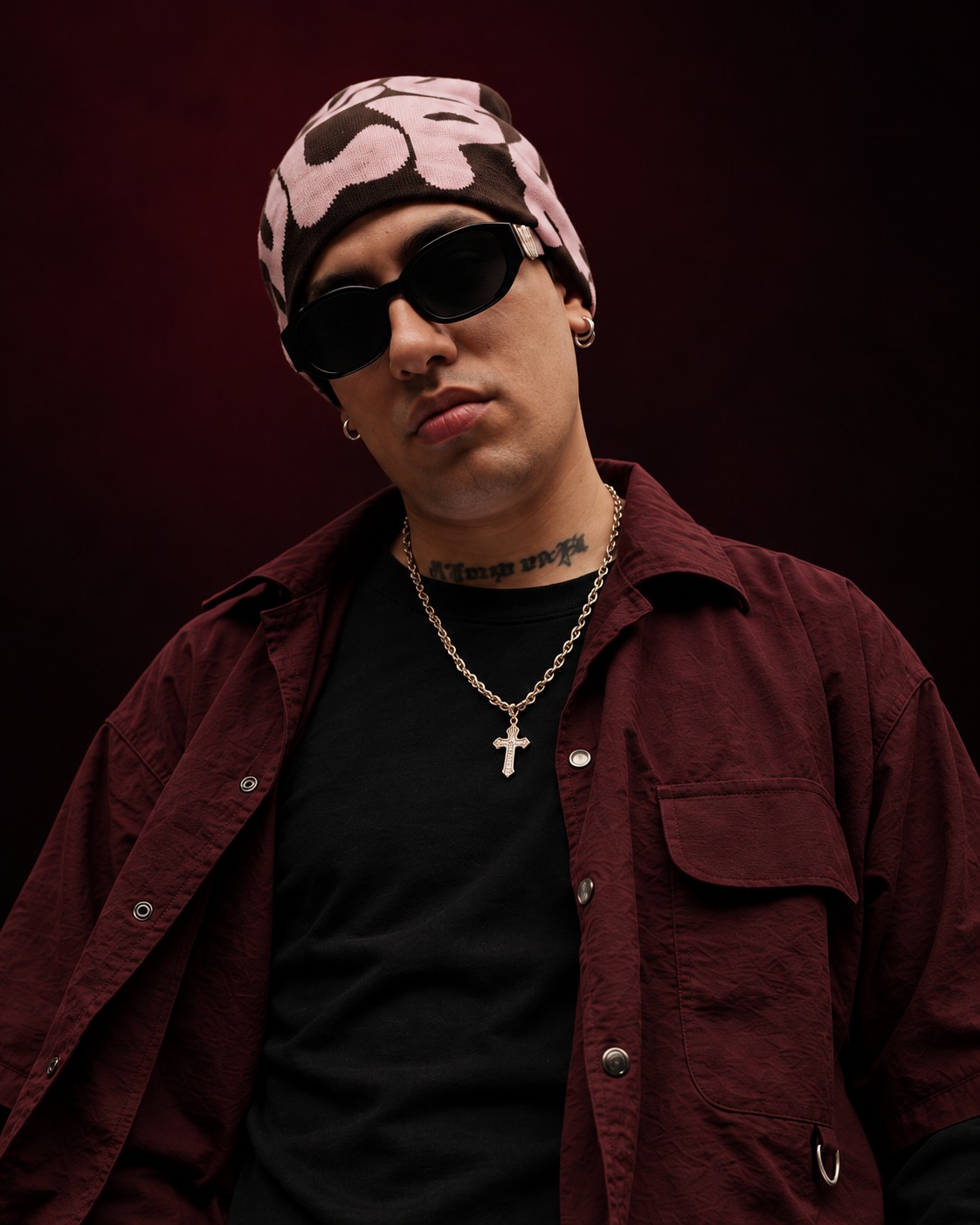 Sloowtrack · studio portrait